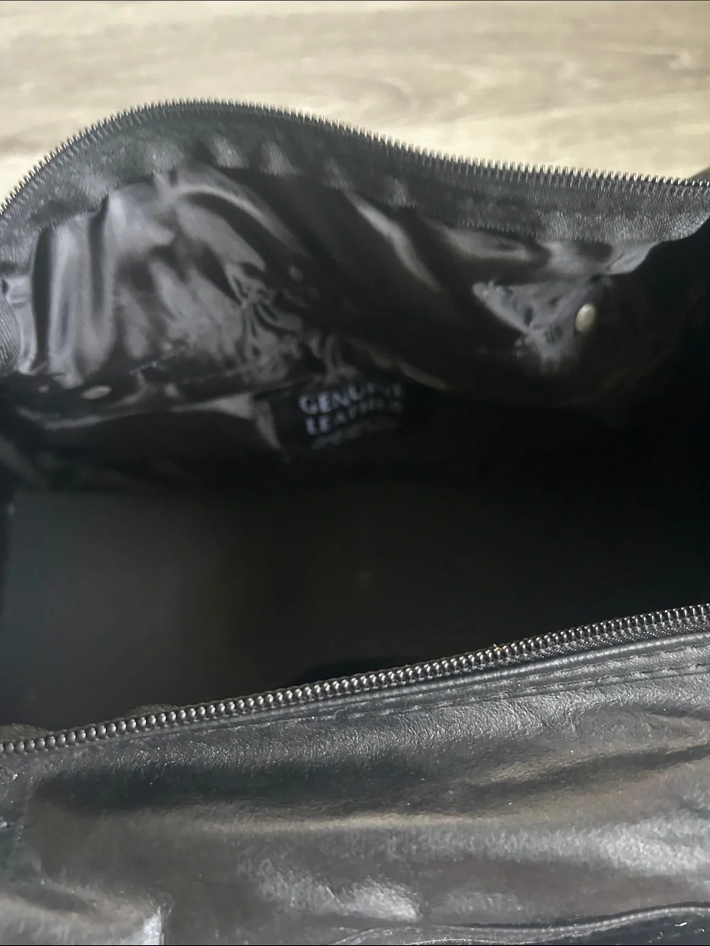 NWT Embassy Genuinely Leather 18” Tote Bag